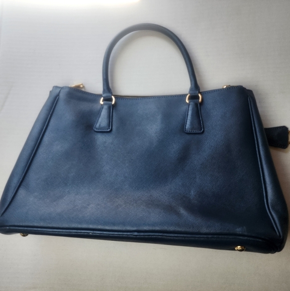 🌸 Prada | Handbag | Medoum sized bag - Picture 12 of 16